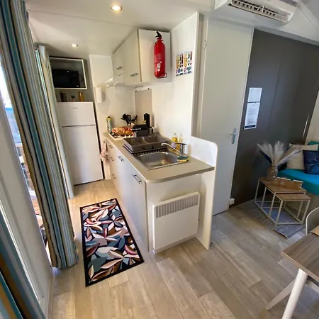 Camping Mobil 3 , 4 Etoiles Du Roi Le Grau-du-Roi